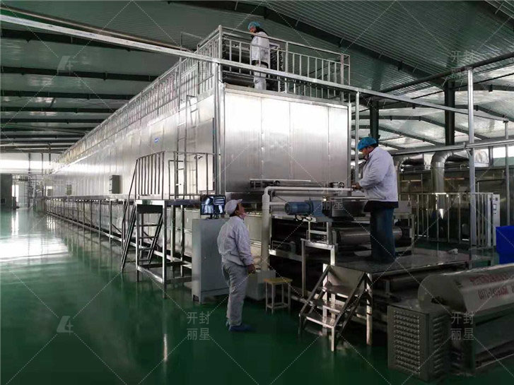 马铃薯淀粉是怎么通过粉丝加工机械设备制作成粉条的？？？