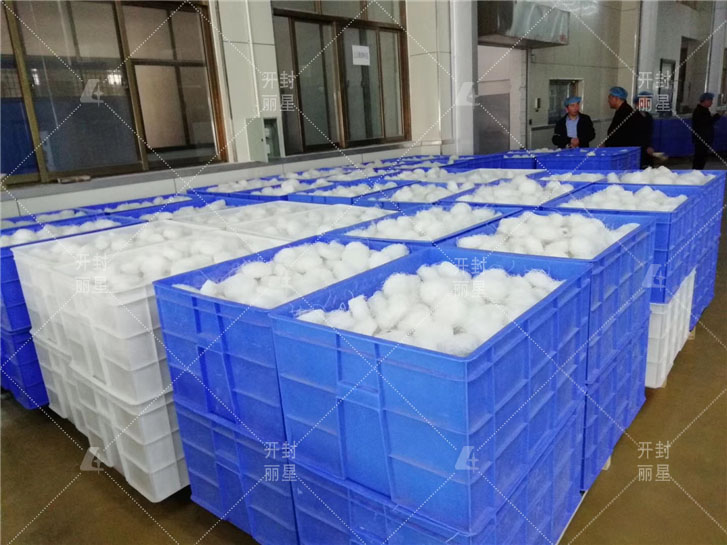 日产1-12吨碗装酸辣粉加工设备价值 国际人官网厂家供给